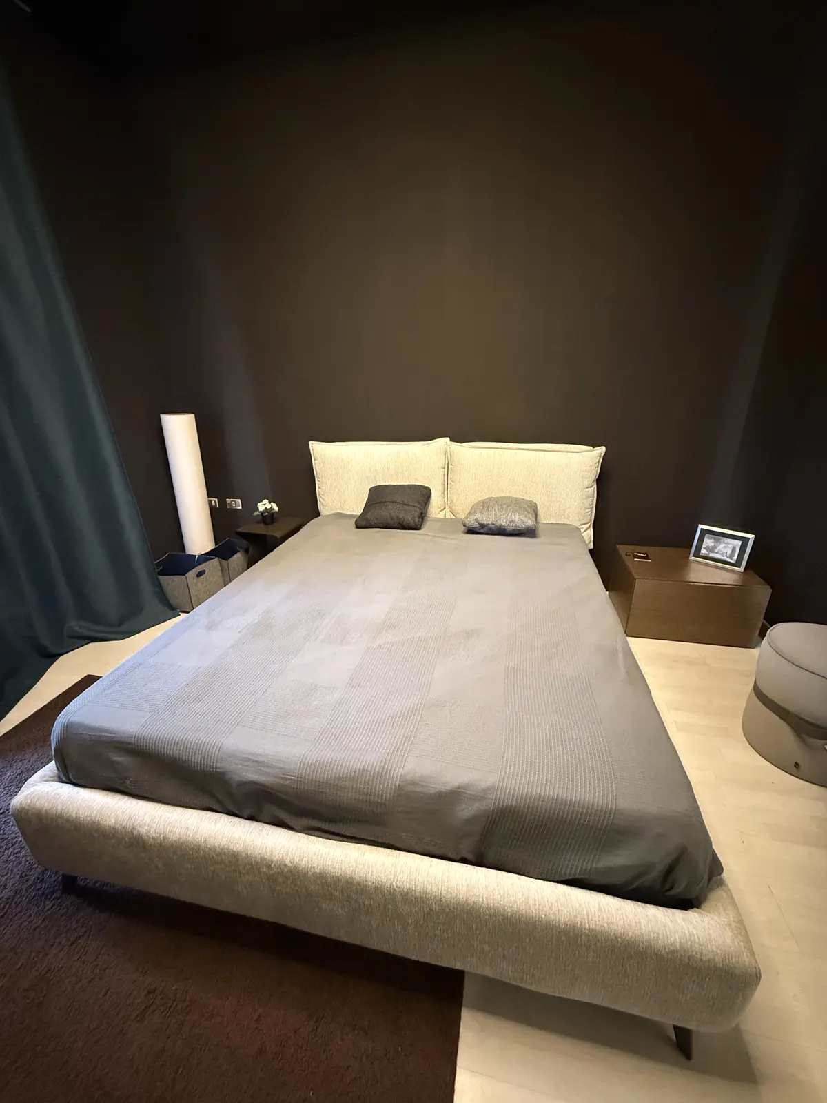 Letto imbottito con contenitore